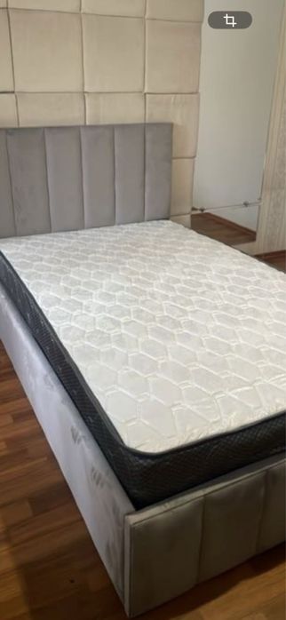 Продам кровать 1,5