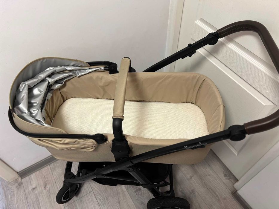 Cărucior Lionelo Bianka 3 în 1, bej + Scoică Astrid i-Size + Bază ISOFIX