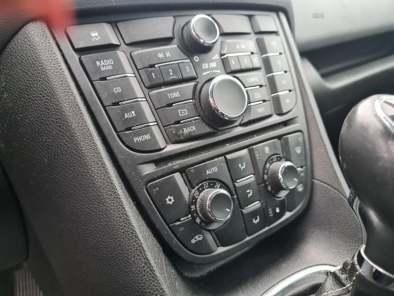Fuzeta stanga fata Opel Meriva B 1.7 cdti 131 cp A17DTS