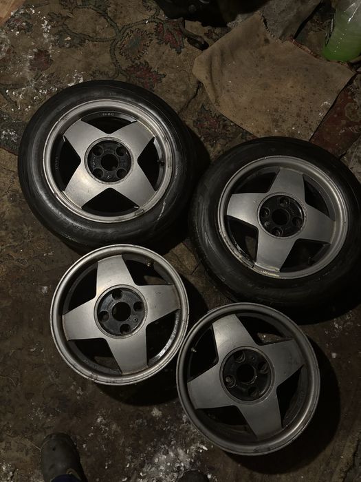 Продам спортивные титанки ауди R15 4/108