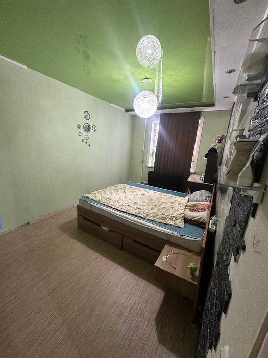Продается 4 комн квартира Юбилейный,36а