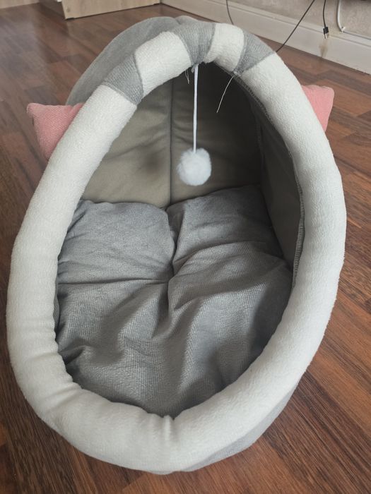 Продам новый для кота или кошечки