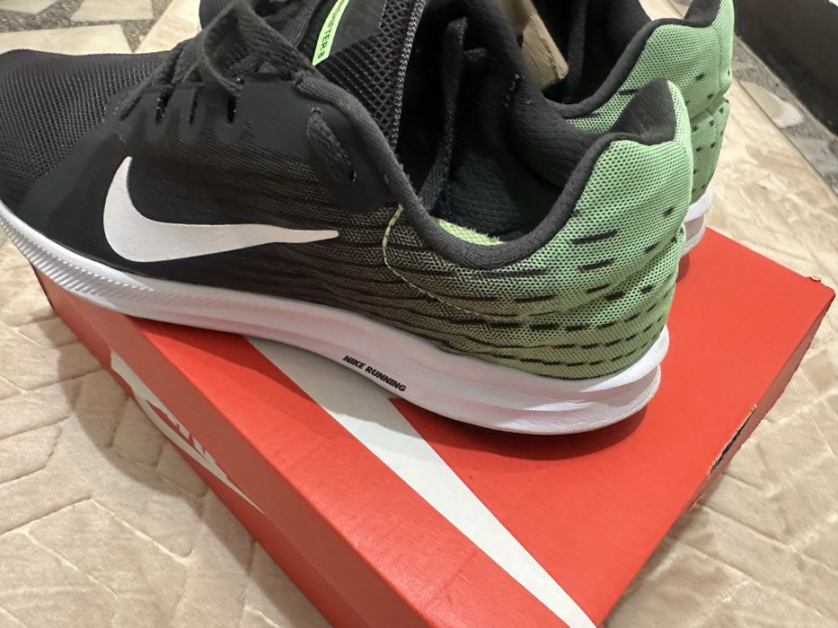 Маратонки Nike running