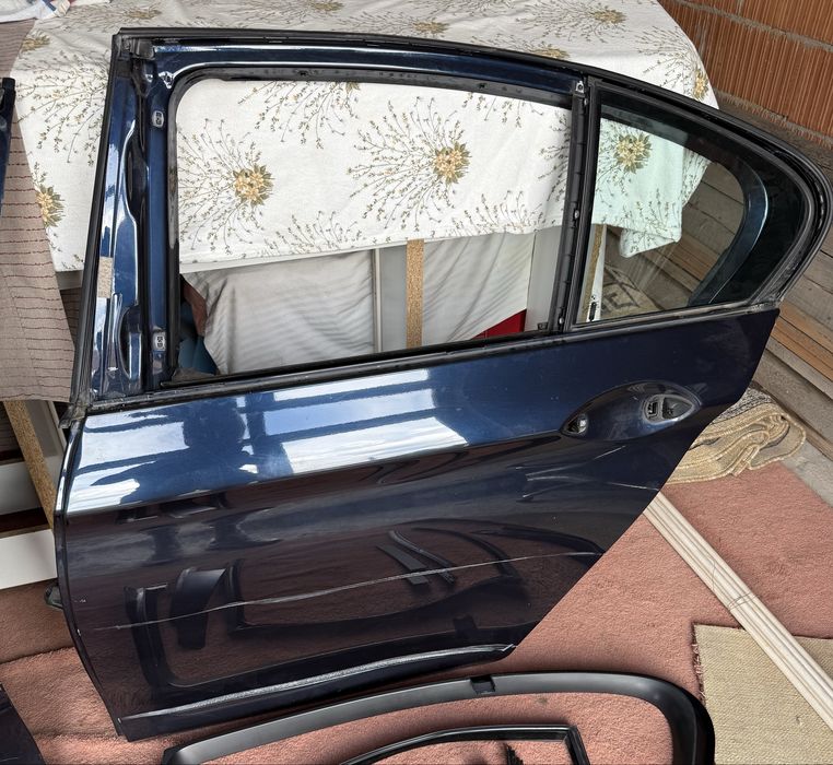 Usi stanga BMW F10