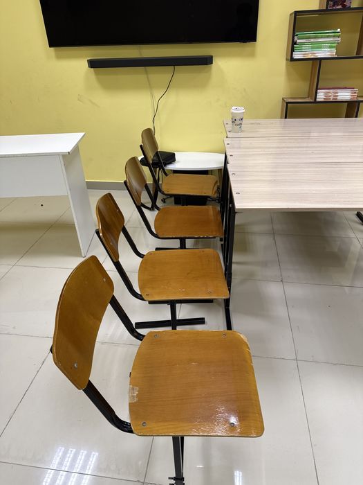 Продаем парты и стульчики