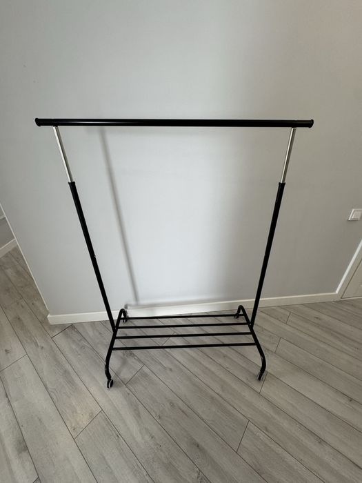 Напольная вешалка IKEA