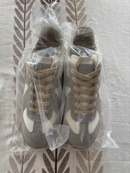 Продам абсолбтно новые кросовки MAISON MARGIELA
