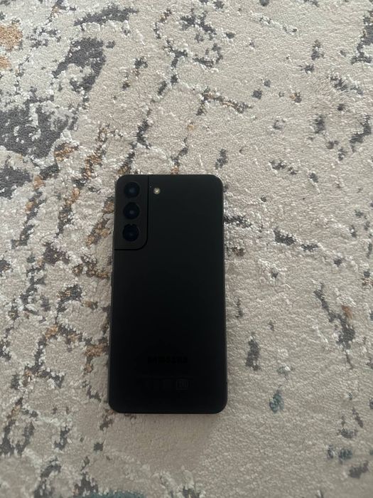 Samsung s 22 , 8/256 гб памяти