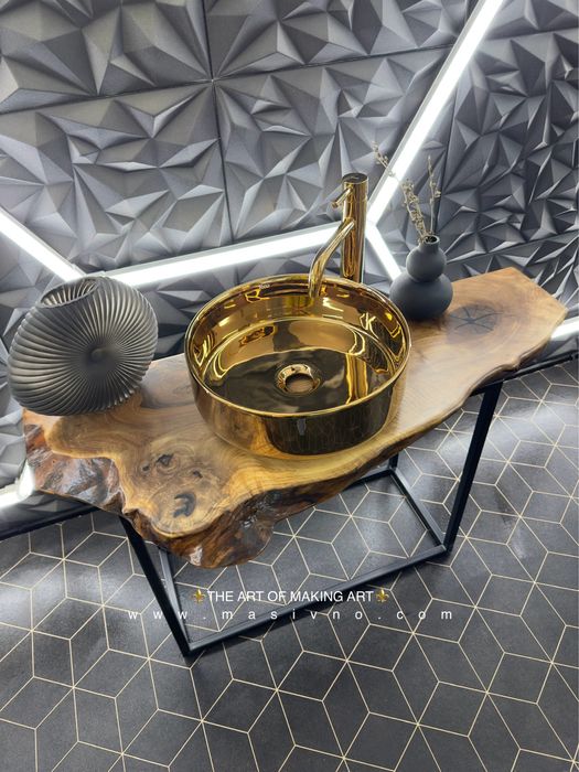 Плот за баня от дърво. Дървен плот за баня