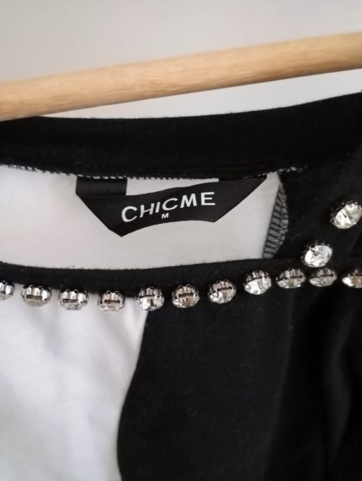 Нежна блуза с камъни