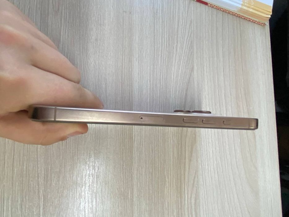 iPhone 16 pro max ( идеальное состояние)