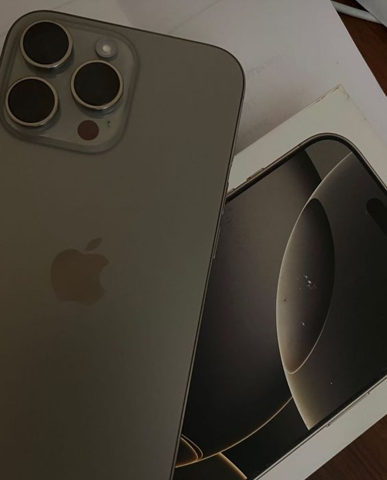 iPhone 16pro max