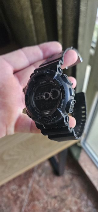 Casio G-Shick GA-100