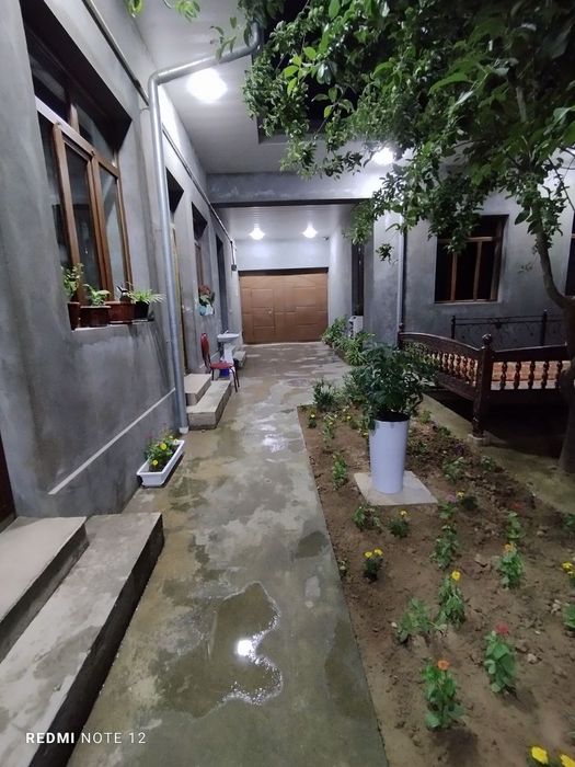 Nazarbek katta intfoq