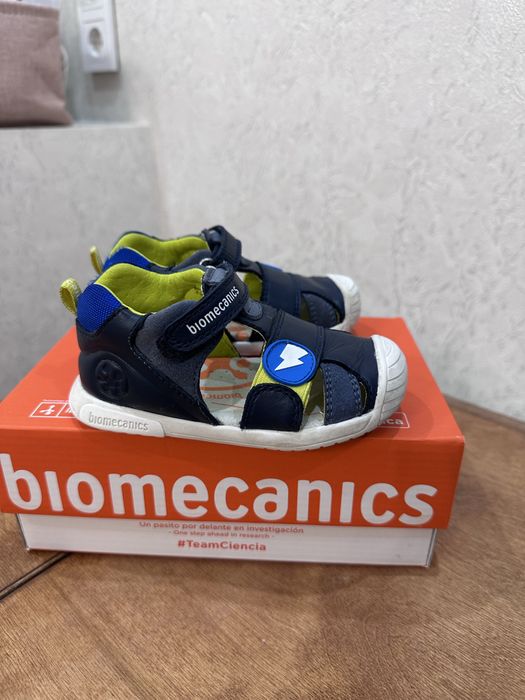 Детская обувь 22 размер