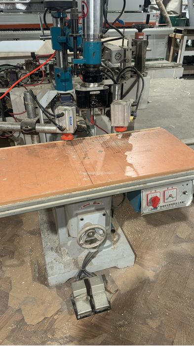 Продам сверлильно-присадочный станок