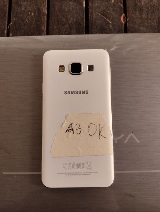 Продавам samsung A3