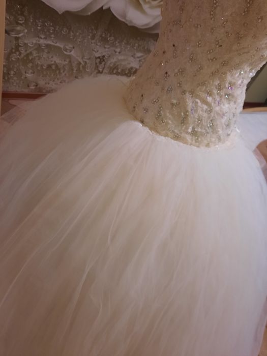 Продам свадебное платье