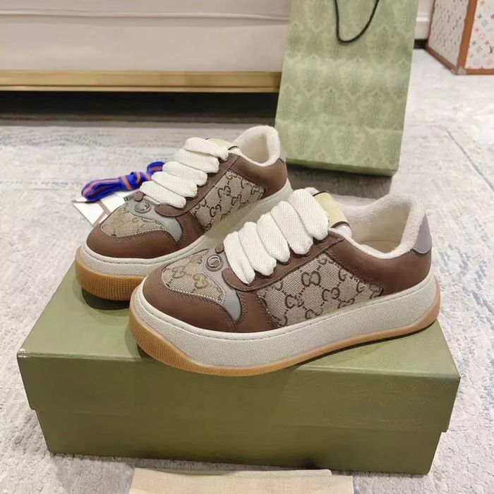 Кроссовки НОВЫЕ в коробке 14.990 размер 35 и 41