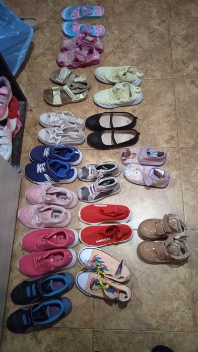 Детски маратонки кецове сандали чехли боти и др от 22 eu номер до 33 N