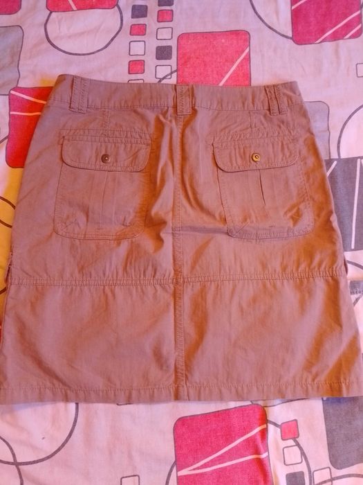 Къса пола кафяво бежова