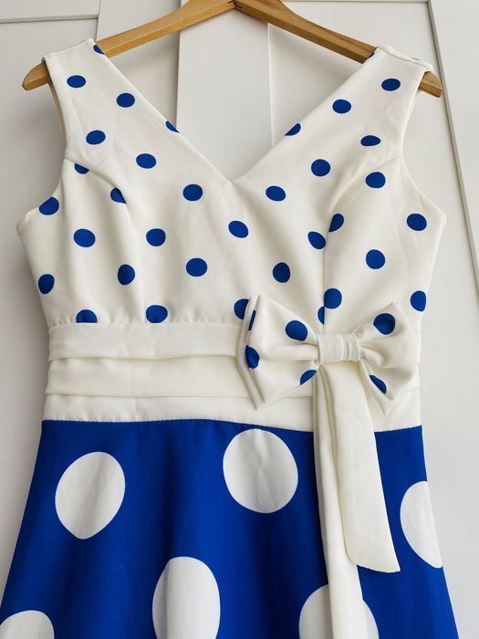 Красиви ферични рокли