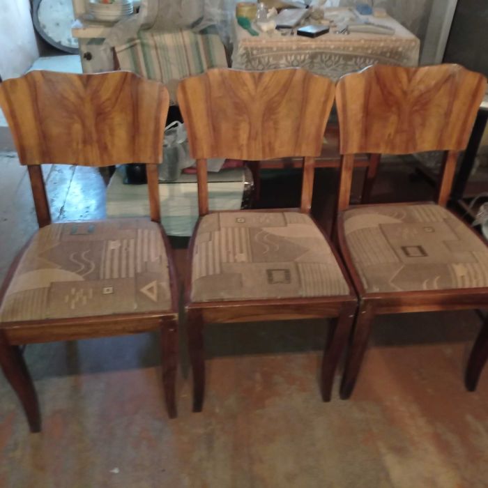 Стулья деревянные