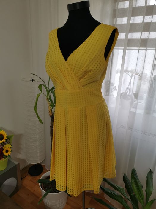 Rochiță de vară, galbenă