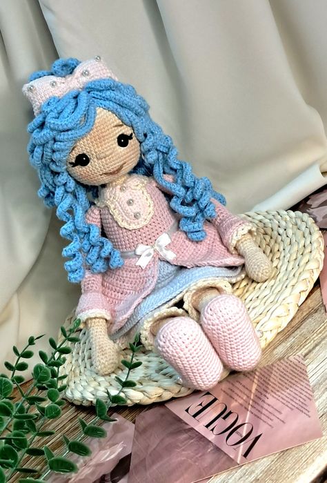 Вязаная Мальвина ручной работы