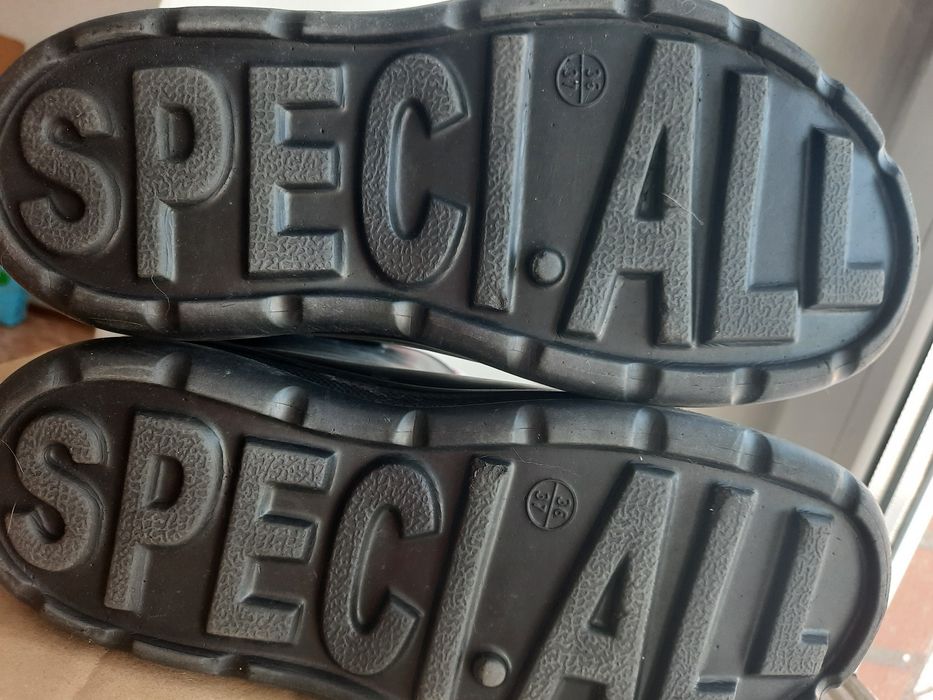 Резиновые сапоги 36-37