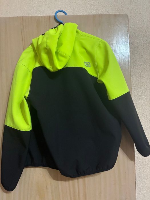 Пролетно яке за момче