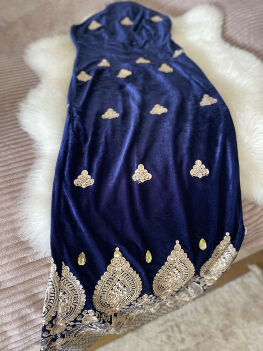 Традиционна дълга официална рокля