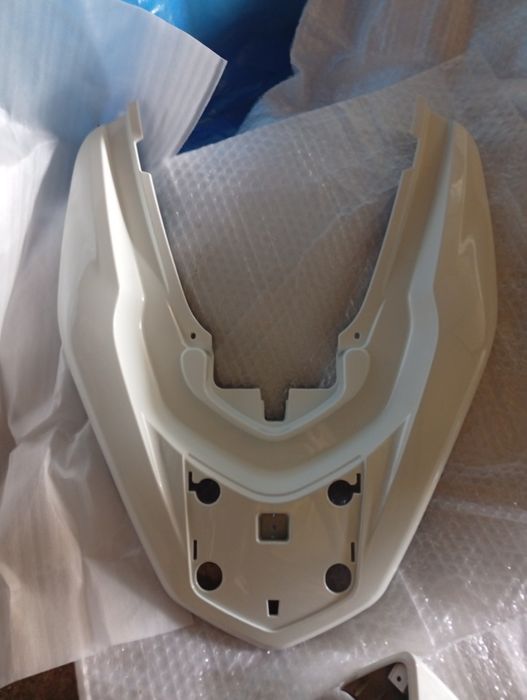 vand plasticuri aripi ,Honda PCX 2018-2021
