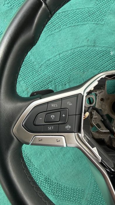 Волан с Бутони  / Vw / GOLF 8 / ГОЛФ 8