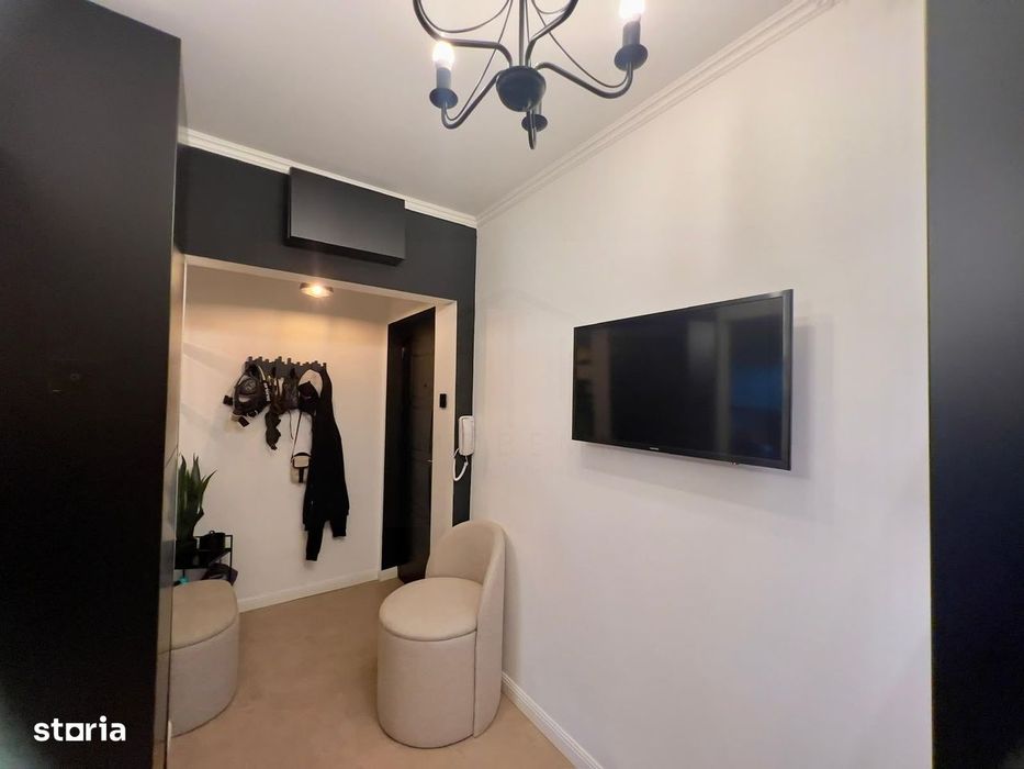 Apartament cu 3 camere, renovat integral – Valea Roșie, Craiova