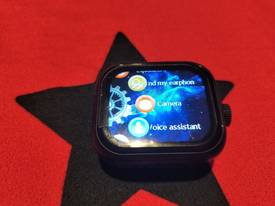 Smartwatch rugged  Doogee și căști wireless