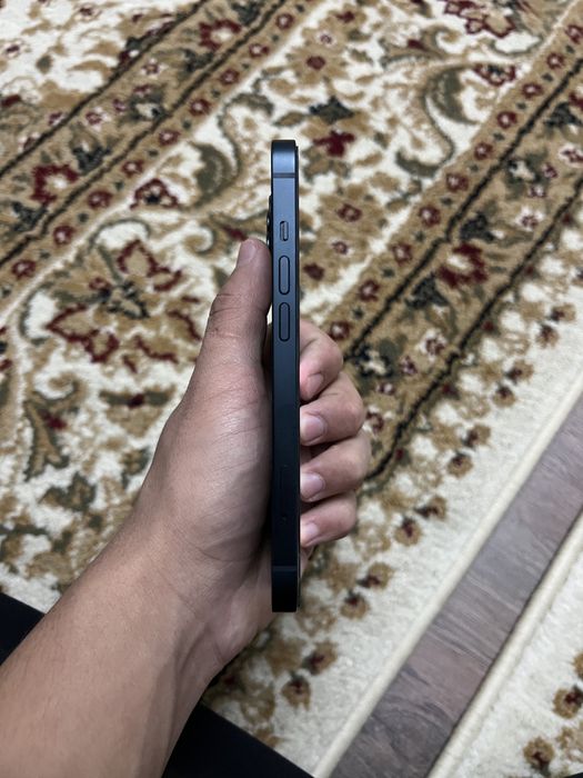 Айфон 13 с гарантией