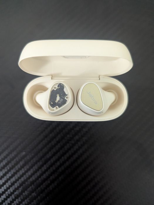 Наушники Jabra Elite 4