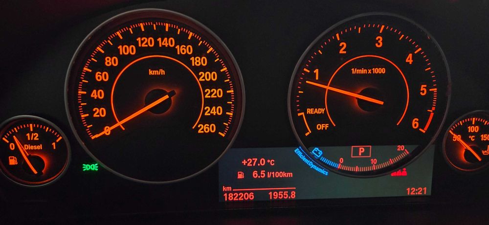 BMW 320d xDrive Pachet-M Fabrica int/ext (Proprietar 8 ani)