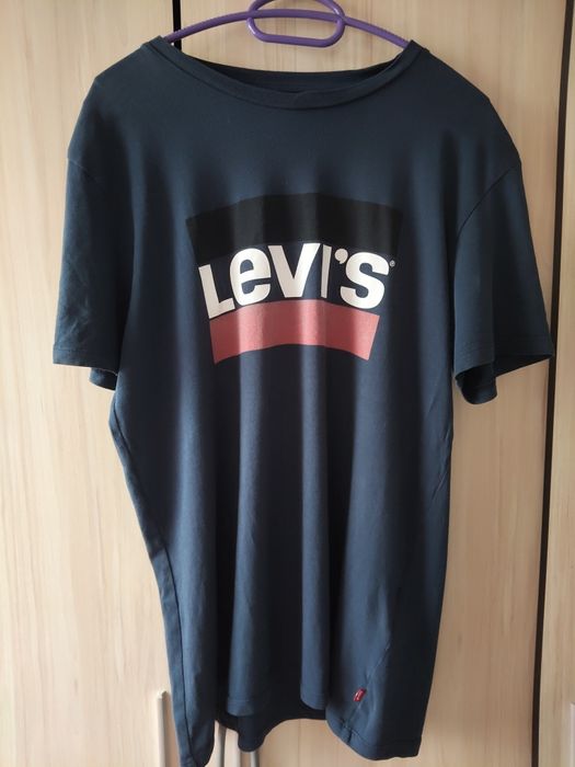 POLO Ralph Lauren, Levis мъжки тениски.