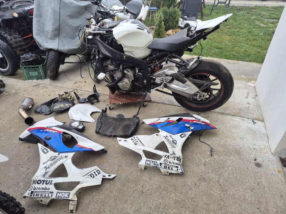Bmw s1000rr на части