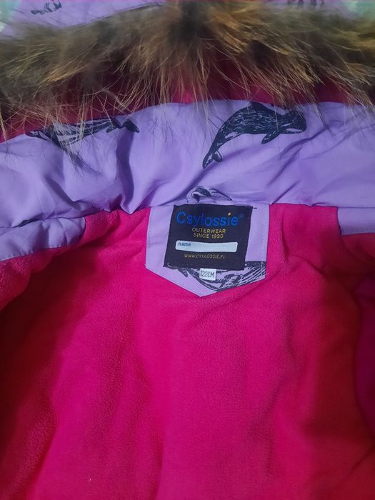 Продам зимний комбинезон на девочку