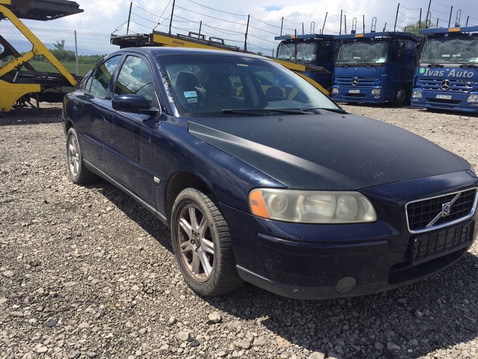Volvo S60/2.4i/2.4 D5/2003г,На части