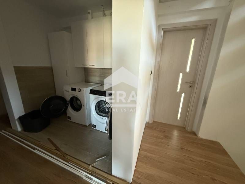 Продава се Къща в Варна, Изгрев - 361 кв.м за 2715 €/кв.м - Снимка #8