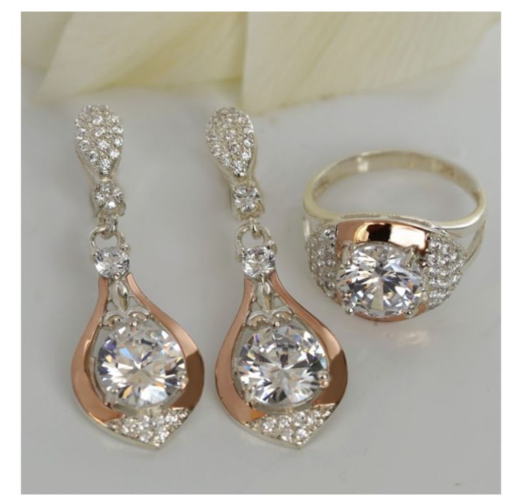 Продам серебрянный набор