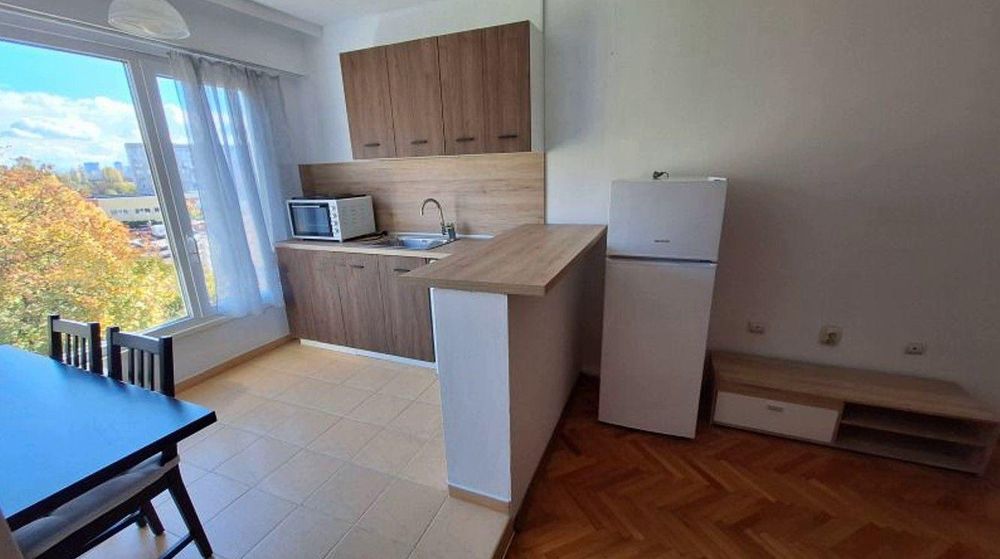 Дава се под наем Двустаен апартамент в София, Надежда 1 - 47 кв.м за 449 € - Снимка #2