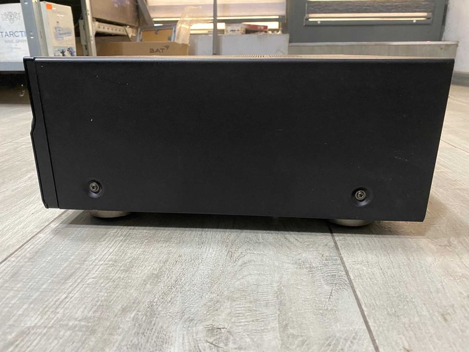 Продавам ресивър Yamaha RX-V659