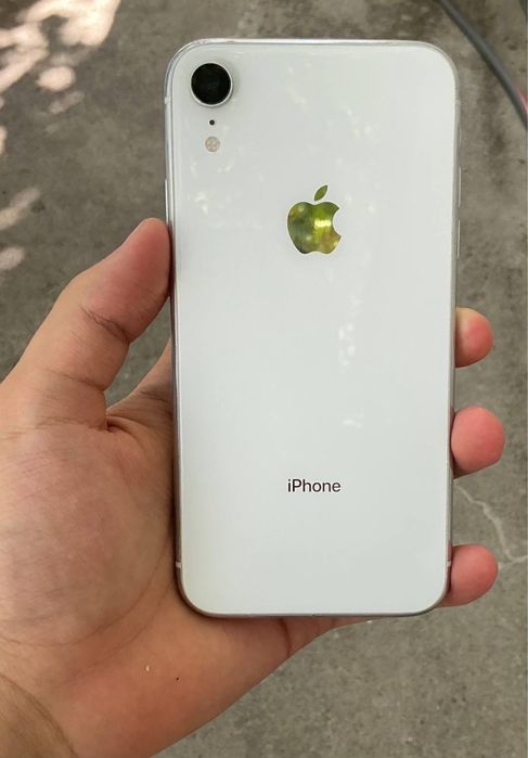 Iphone XR sotiladi