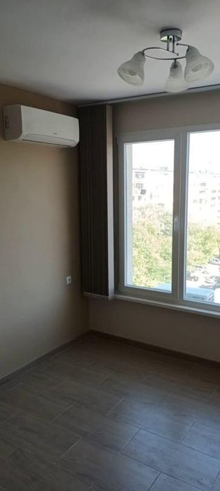 Дава се под наем Тристаен апартамент в София, Дружба 1 - 80 кв.м за 599 € - Снимка #1