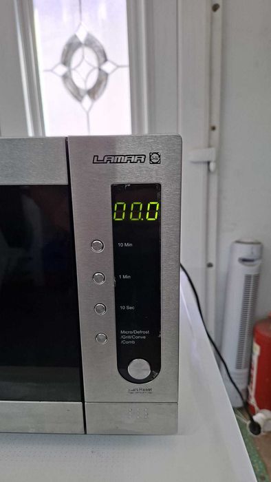 Cuptor cu microunde cu Grill Lamar full inox
